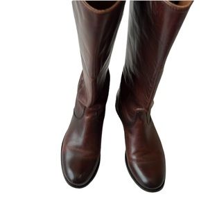 Frye Melissa Tall Boots, size 6 Classy Look